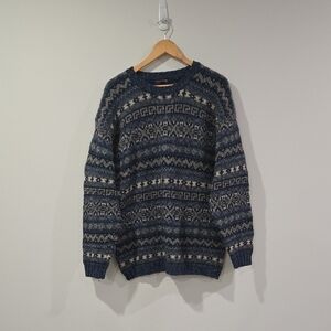 Vintage Wool Navy and Grey Crewneck Fishermancore/Cabincore Men's Wear  Sweater